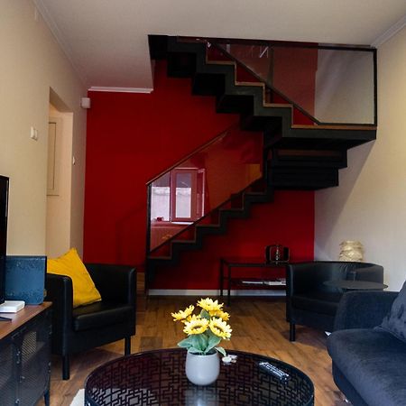 Flh Alcantara Stylish Duplex With Terrace Лиссабон Экстерьер фото