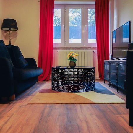 Flh Alcantara Stylish Duplex With Terrace Лиссабон Экстерьер фото